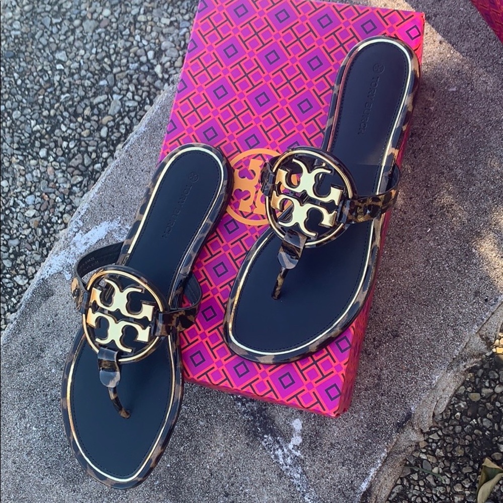 Brand new Tory Burch sandal - Picture 4 of 7
